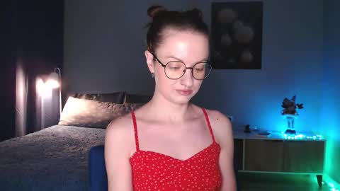 sophieleroux online show from 12.14.25