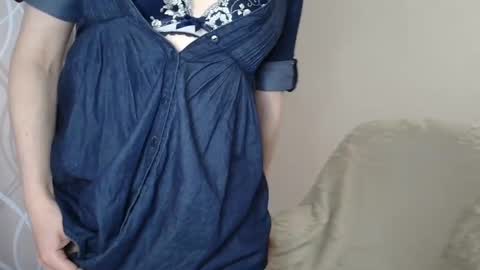 Sophiemisss online show from 10.05.25