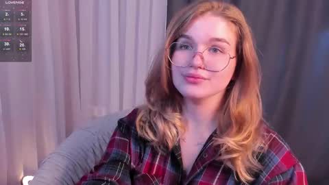Sophie online show from 10.14.25