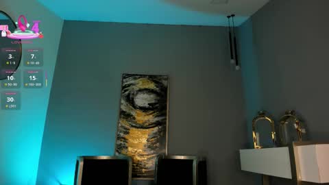 Sophie  Palmer online show from 10.05.25