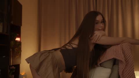 Sophie  Next stream  3 online show from 02.06.25