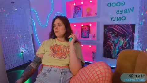 Snapshot of sophiepure chatting on 02.19.26 Sophie online show from 02.19.26