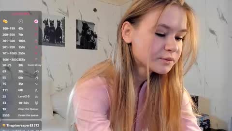 SophieRayne online show from 02.05.26