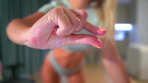       online show from 09.15.25