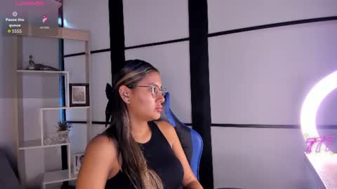 sophiewatson_ online show from 07.06.26