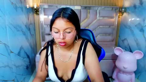 Sophy  online show from 06.04.26