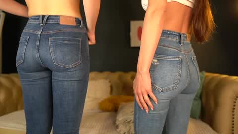 Sophydiva online show from 11.17.25