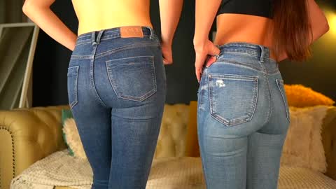 Sophydiva online show from 11.26.25