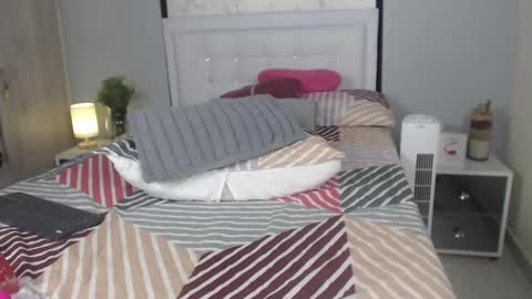 Sofia  online show from 01.31.25