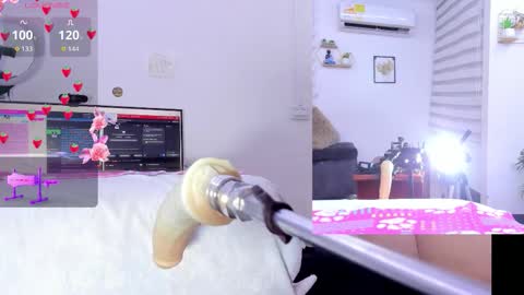 Soraya online show from 10.19.25