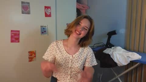 Snapshot of soul_garden chatting on 11.05.25 sylene online show from 11.05.25