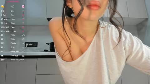 Snapshot of soul_mi chatting on 02.19.26 Mia online show from 02.19.26