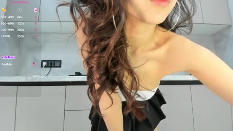 Mia online show from 03.30.26