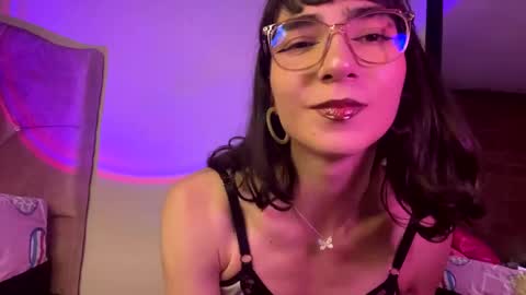 Snapshot of soulmate_aura chatting on 11.05.25 Soul Aura online show from 11.05.25