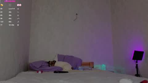 Snapshot of soulmeinme chatting on 09.30.25 soulmeinme online show from 09.30.25