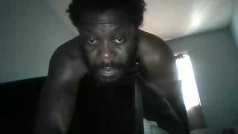 Snapshot of source1012 chatting on 11.21.25 source1012 online show from 11.21.25