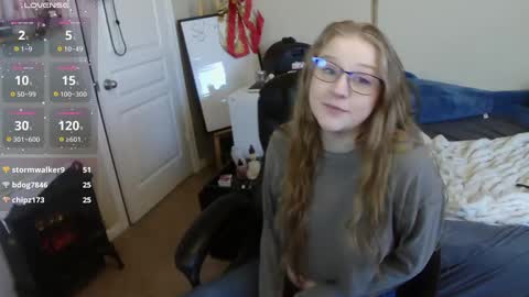 Snapshot of southerbunny chatting on 12.11.24 Bunnydathug online show from 12.11.24