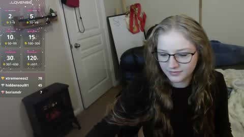 Snapshot of southerbunny chatting on 12.13.24 Bunnydathug online show from 12.13.24