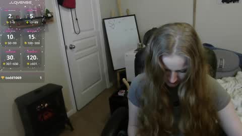 Snapshot of southerbunny chatting on 12.15.24 Bunnydathug online show from 12.15.24