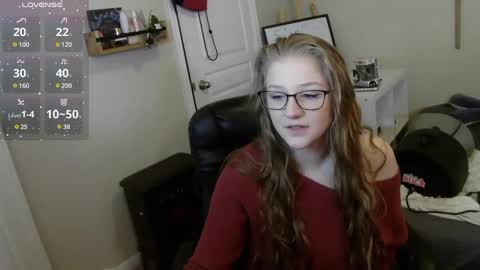 Snapshot of southerbunny chatting on 12.21.24 Bunnydathug online show from 12.21.24