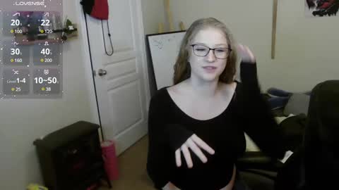 Snapshot of southerbunny chatting on 12.23.24 Bunnydathug online show from 12.23.24