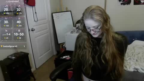 Snapshot of southerbunny chatting on 01.07.25 Bunnydathug online show from 01.07.25