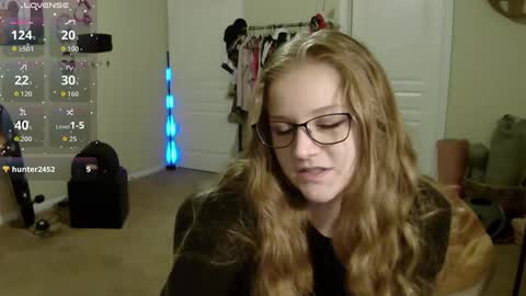 Snapshot of southerbunny chatting on 09.11.25 Bunnydathug online show from 09.11.25