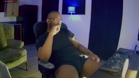 Snapshot of southernfuckery chatting on 02.05.26 Infamous Damon Jerico online show from 02.05.26