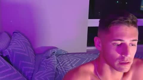 Snapshot of southernguyxx chatting on 11.19.25 SouthernGuyx online show from 11.19.25