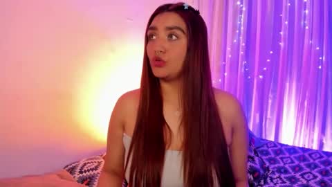 Snapshot of soy_anny_1 chatting on 10.05.25 soy_anny_1 online show from 10.05.25