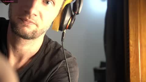 Chris online show from 03.05.25