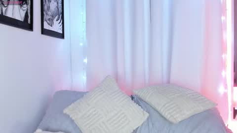 Irisita online show from 02.27.25