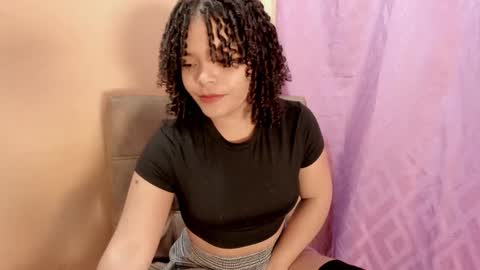 Snapshot of soy_jacky18 chatting on 02.12.25 Jacky online show from 02.12.25