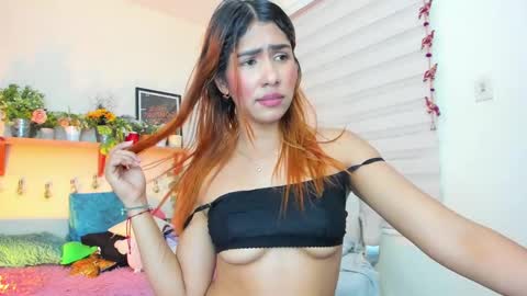 Sarah Valentina online show from 02.07.25