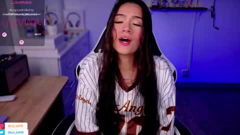 Snapshot of soyabby_ chatting on 09.17.25 Luisa online show from 09.17.25