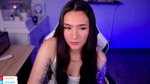 Snapshot of soyabby_ chatting on 10.25.25 Luisa online show from 10.25.25