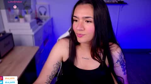 Snapshot of soyabby_ chatting on 10.30.25 Luisa online show from 10.30.25