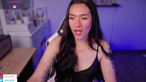 Snapshot of soyabby_ chatting on 11.08.25 Luisa online show from 11.08.25