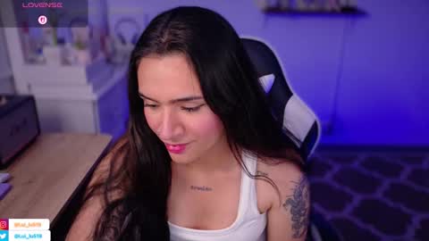 Snapshot of soyabby_ chatting on 12.04.25 Luisa online show from 12.04.25