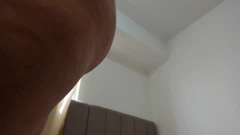 Instagram Soyamandaa  1 online show from 03.17.26