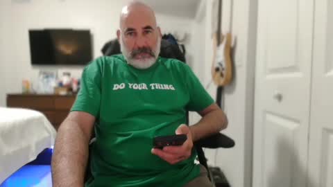 Snapshot of soyelpoti79 chatting on 12.30.24 WhiteWolfFL online show from 12.30.24