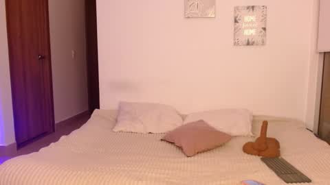 Snapshot of soysilvanna_ chatting on 03.16.26 online show from 03.16.26