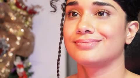 Snapshot of soytropicalfruit chatting on 12.25.24 You want to talk to me more personal follow me in My Channel VIP 50 the discount online show from 12.25.24