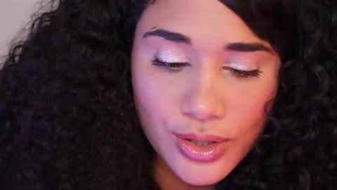 Snapshot of soytropicalfruit chatting on 02.11.25 You want to talk to me more personal follow me in My Channel VIP 50 the discount online show from 02.11.25