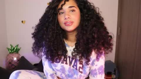 Snapshot of soytropicalfruit chatting on 02.14.25 You want to talk to me more personal follow me in My Channel VIP 50 the discount online show from 02.14.25