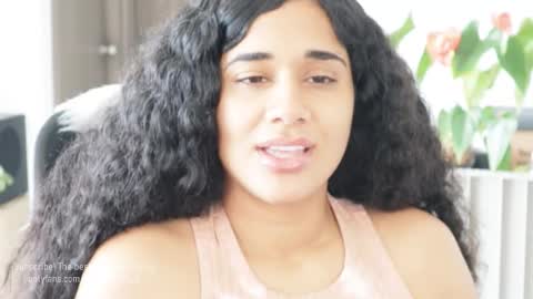 Snapshot of soytropicalfruit chatting on 10.14.25 You want to talk to me more personal follow me in My Channel VIP 50 the discount online show from 10.14.25