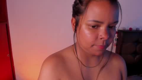 Snapshot of soytucolor chatting on 01.25.25 Paula add me on snap online show from 01.25.25