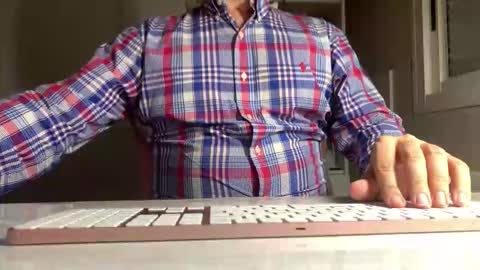 Snapshot of spa_eng chatting on 01.09.26 SPA ENG online show from 01.09.26