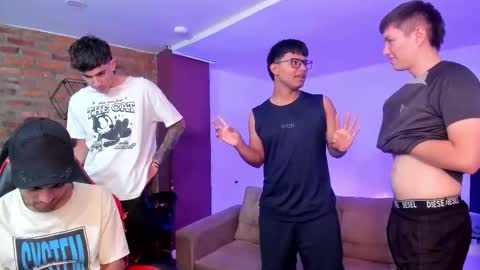 Snapshot of space_boys18 chatting on 02.20.26 Gabo Lucas and Justin online show from 02.20.26