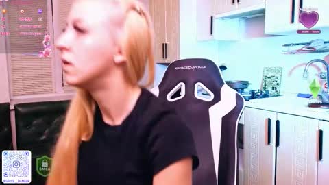 space danger online show from 10.12.25